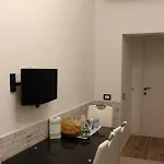 Apartment Jacuzzi By Parmacentro *