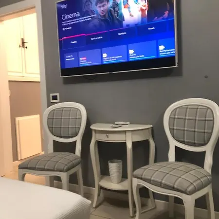 דירה Jacuzzi By Parmacentro *